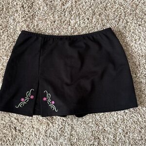 Black Women's Skort with Pink Floral Embroidery